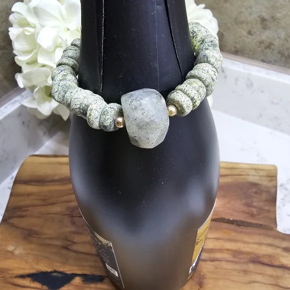 Druzy Dreams Stack Bracelets Set In Green - Picture 5 of 8